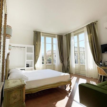 Isola - Smart Aparthotel Мессина Экстерьер фото