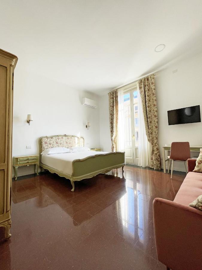Isola - Smart Aparthotel Мессина Экстерьер фото