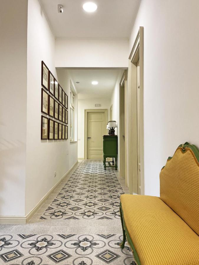 Isola - Smart Aparthotel Мессина Экстерьер фото
